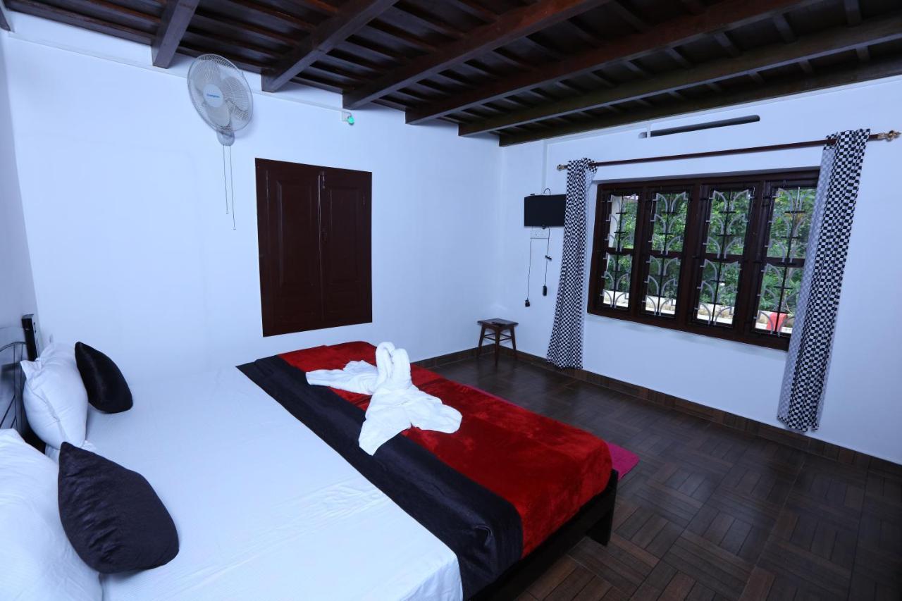 Philip Mary Farm Stay Thekkady Exterior foto